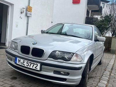 BMW 325