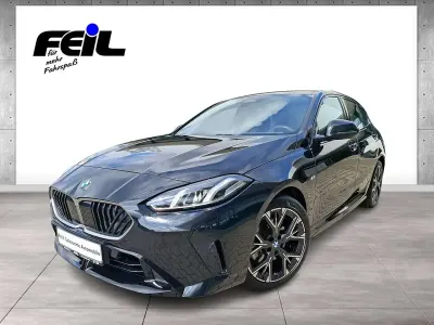 Gebraucht BMW 120 M Sport 170 PS (125 kW) 2024 Black sapphire metallic Limousine