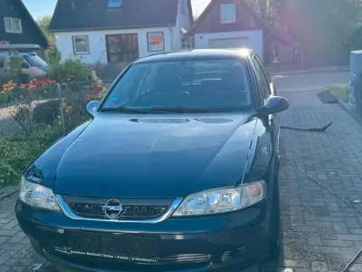 Brugt Opel Vectra Edition 120 HK (88 kW) 2001 Blå Sedan