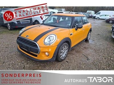 Gebraucht Mini ONE 102 PS (75 kW) 2015 Volcanic orange uni Kleinwagen