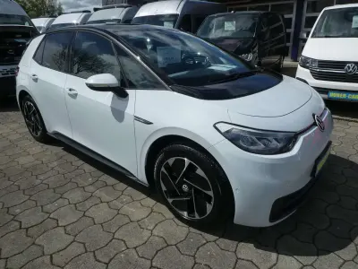 Gebraucht VW ID.3 Pro Performance 150 kW (204 PS) 2022 Weiß Kleinwagen
