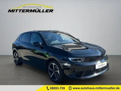Gebraucht Opel Astra 131 PS (96 kW) 2024 Karbonschwarz Limousine