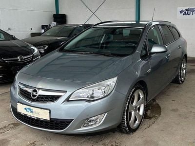 Gebraucht Opel Astra Design Edition 120 PS (88 kW) 2011 Silber Kombi