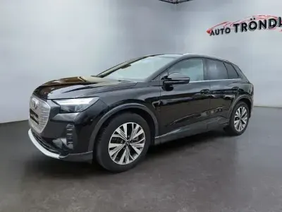 Gebraucht Audi Q4 e-tron Advanced 150 kW (204 PS) 2023 Mythosschwarz metallic SUV