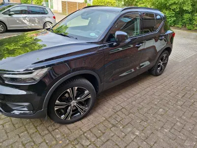 Gebraucht Volvo XC40 R-Design 190 PS (139 kW) 2020 Schwarz SUV