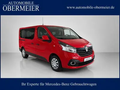 Gebraucht Renault Trafic 121 PS (88 kW) 2019 Rot Van / Kleinbus