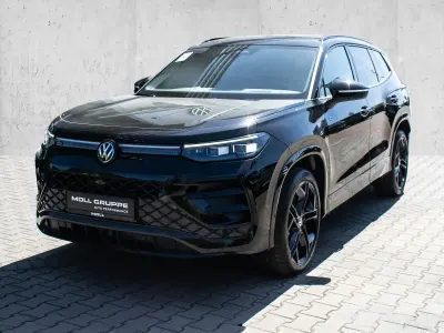 Neu VW Tayron R-line 265 PS (194 kW) 2025 Grenadillschwarz metallic SUV