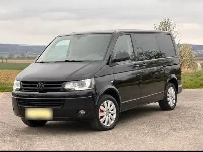 Gebraucht VW Multivan 179 PS (131 kW) 2012 Schwarz Van / Kleinbus