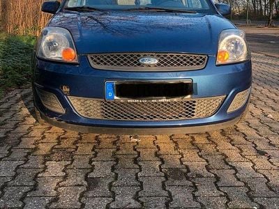 Usata Ford Fiesta Style 69 CV (50 kW) 2008 Blu Berlina