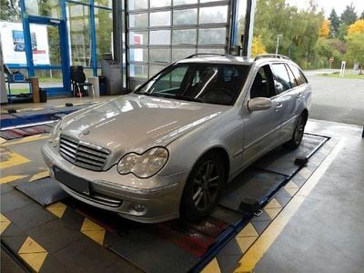 Mercedes C220