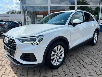 Weiß Gebraucht 2021 Audi Q3 Advanced SUV | 25.690 € (Fairer Preis)
