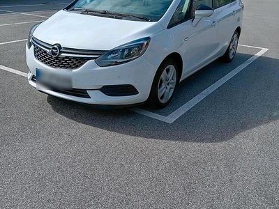 Gebraucht Opel Zafira 120 PS (88 kW) 2018 Van / Kleinbus