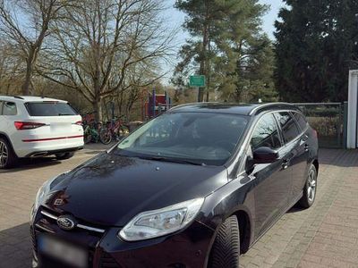 Gebraucht Ford Focus Champions Edition 140 PS (102 kW) 2013 Schwarz Kombi