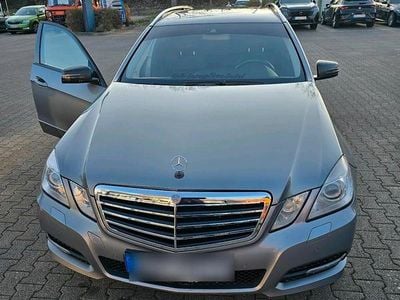 Mercedes E300