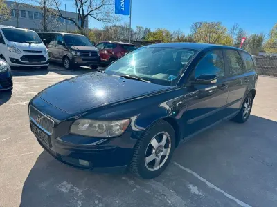 Gebraucht Volvo V50 Kinetic 109 PS (80 kW) 2006 Blau Kombi