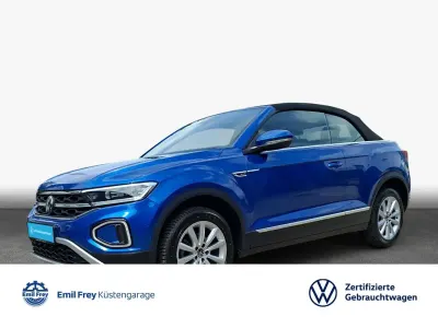 Gebraucht VW T-Roc Cabriolet Move 150 PS (110 kW) 2023 Blau Cabrio