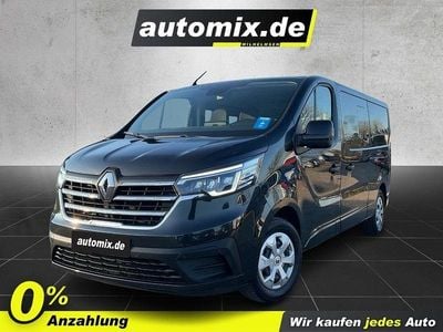 Schwarz midnight Gebraucht 2023 Renault Trafic Van / Kleinbus | 33.850 € (Guter Preis)