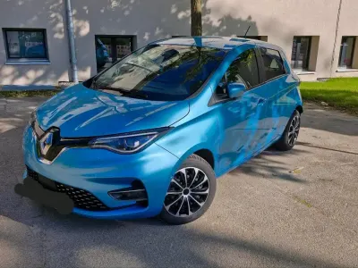 Second-hand Renault Zoe Intens 99 kW (135 CP) 2021 Albastru Hatchback