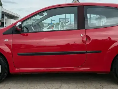 Gebraucht Renault Twingo Dynamique 76 PS (55 kW) 2008 Hellrot Kleinwagen