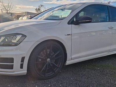 Weiß Gebraucht 2016 VW Golf VII R Limousine | 19.990 € (Guter Preis)