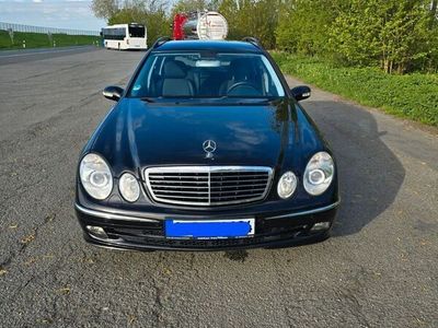 gebraucht Mercedes E220 CDI T Avantgarde