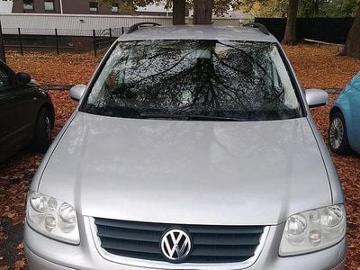 Gebraucht VW Touran Basis 116 PS (85 kW) 2003 Silber Van / Kleinbus