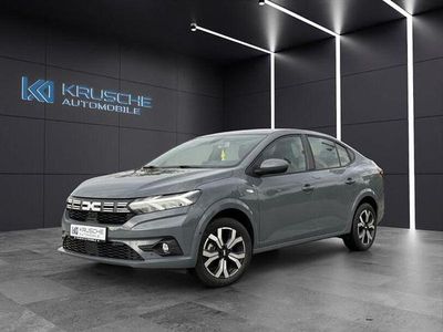 Städtisches grau Gebraucht 2024 Dacia Logan Limousine | 15.980 € (Guter Preis)