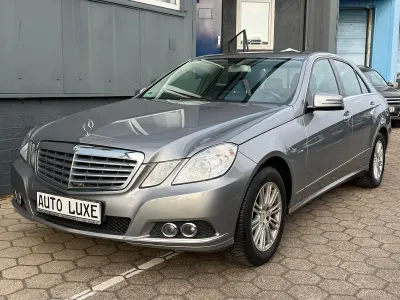 Gebraucht Mercedes E200 Avantgarde 184 PS (135 kW) 2009 Grau Limousine
