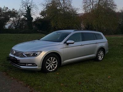 Gebraucht VW Passat 2015 Grau Kombi