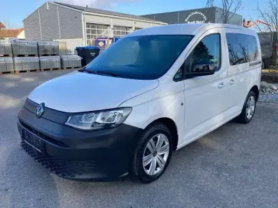 Gebraucht VW Caddy 122 PS (89 kW) 2021 Candyweiß Van / Kleinbus