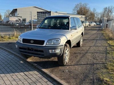 Gebraucht Toyota RAV4 128 PS (94 kW) 1998 Silber SUV