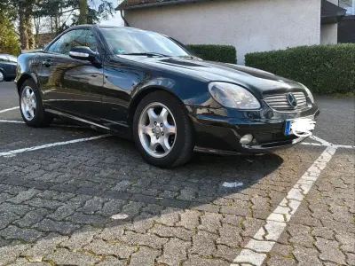Gebraucht Mercedes SLK230 197 PS (144 kW) 2000 Schwarz Cabrio