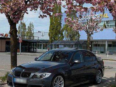 Gebraucht BMW 325 M Sport 218 PS (160 kW) 2006 Grau Limousine