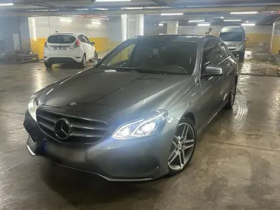 Gebraucht Mercedes E350 258 PS (189 kW) 2017 Grau Limousine