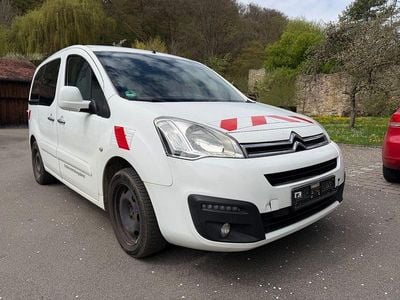 Second-hand Citroën Berlingo SELECTION 120 CP (88 kW) 2018 Alb Monovolum