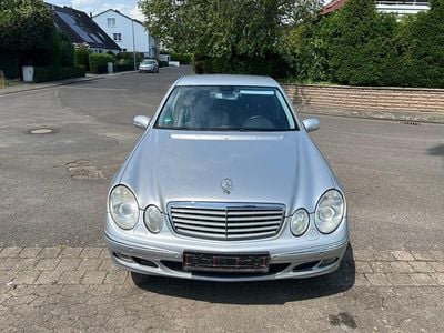 Mercedes E320