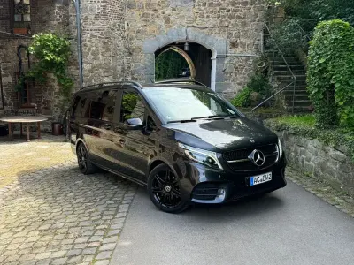Gebraucht Mercedes V250 Avantgarde 190 PS (139 kW) 2021 Grau Van / Kleinbus
