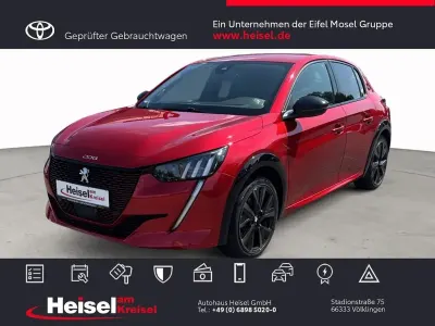 Gebraucht Peugeot e-208 GT 100 kW (136 PS) 2023 Rot Kleinwagen