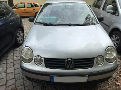 Gebraucht VW Polo 64 PS (47 kW) 2002 Silber Kleinwagen