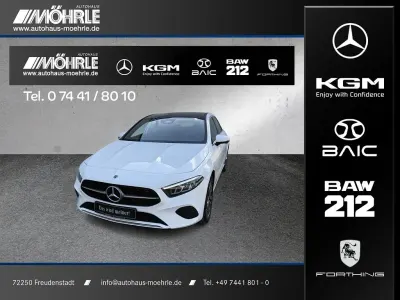 Gebraucht Mercedes A200 Advanced Plus 163 PS (119 kW) 2024 Weiß Limousine
