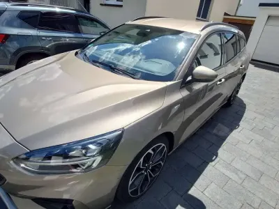 Gebraucht Ford Focus ST-Line 150 PS (110 kW) 2019 Silber Kombi