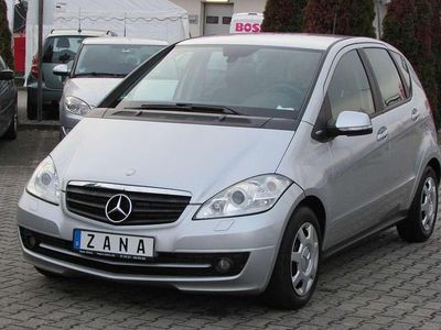 Usata Mercedes A160 82 CV (60 kW) 2012 Argento Utilitaria
