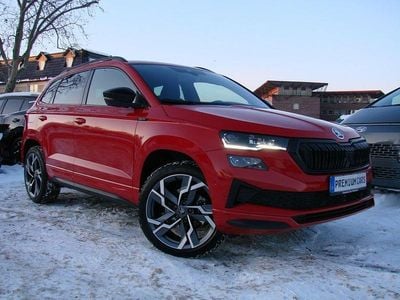 Gebraucht Skoda Karoq SportLine 190 PS (139 kW) 2025 Rot metallic SUV