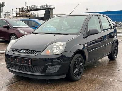Usata Ford Fiesta 84 CV (61 kW) 2008 Nero Utilitaria