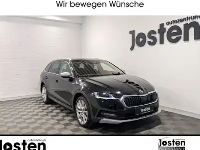 Usata Skoda Octavia Scout 4x4 200 CV (147 kW) 2022 Nero Station wagon