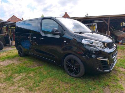 Peugeot Traveller