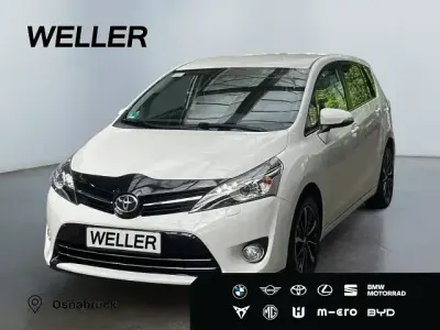 Gebraucht Toyota Verso Edition-S 147 PS (108 kW) 2017 Weiß Van / Kleinbus