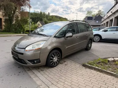 Gebraucht Citroën Grand C4 Picasso Tendance 120 PS (88 kW) 2009 Braun Van / Kleinbus