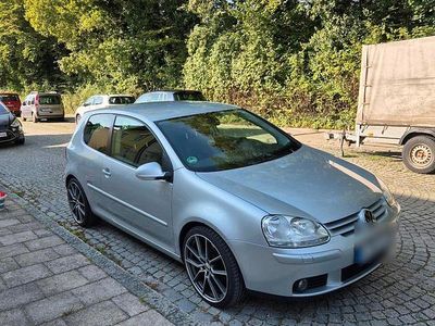 VW Golf V