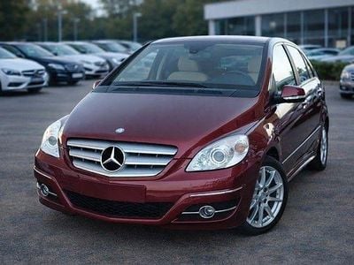 Usata Mercedes B180 116 CV (85 kW) 2010 Rosso Monovolume